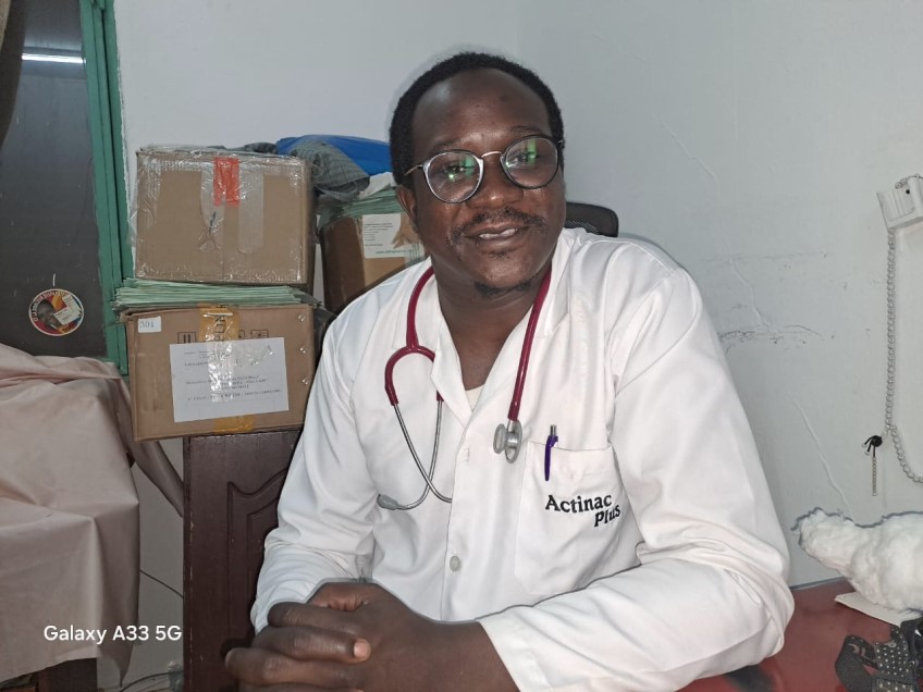 Dr. Moussa DJIRE, médecin généraliste a l’hôpital Luxembourg:  "La méningite, un problème de santé publique"